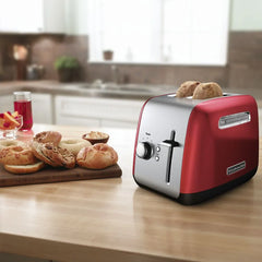 2-Slice Toaster with manual lift lever
